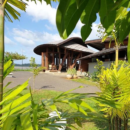 Houttuyn Wellness River Resort Парамарибо Экстерьер фото